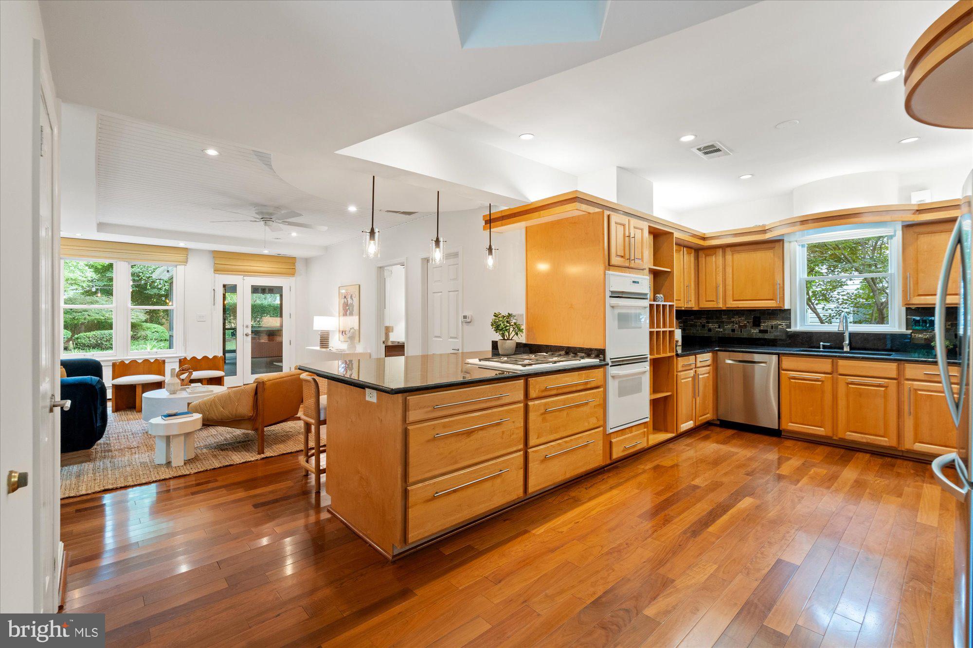 DEL RAY - Residential