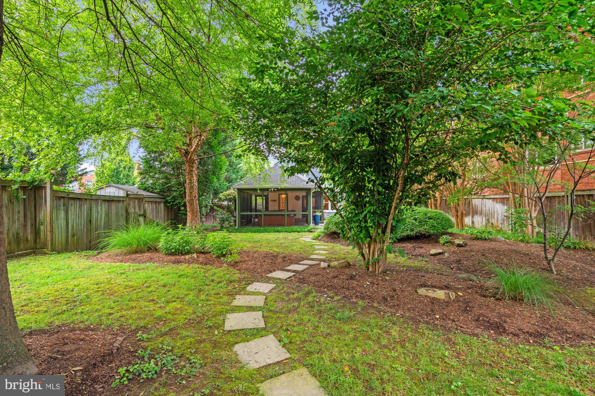 DEL RAY - Residential