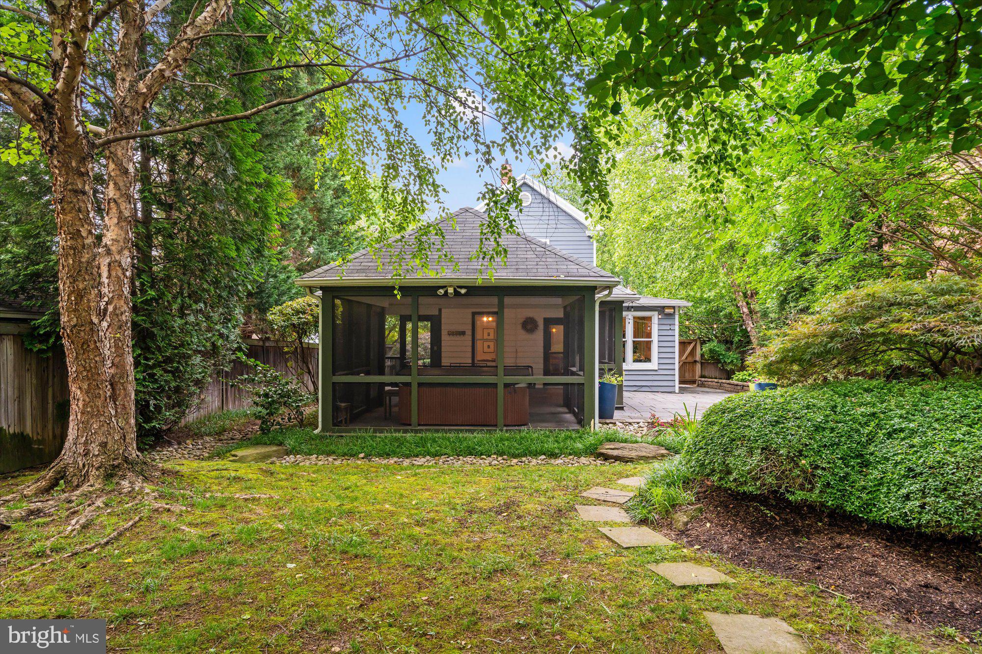 DEL RAY - Residential