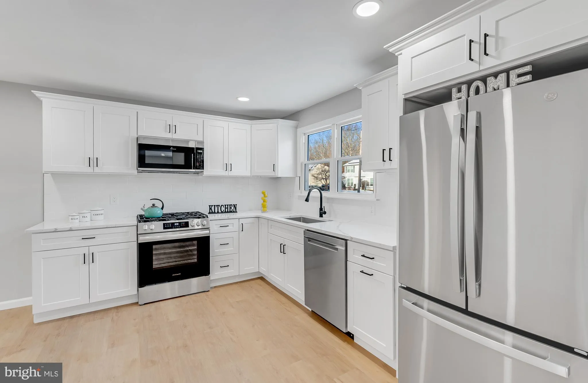 Sicklerville, New Jersey 08081, United States, 3 Bedrooms Bedrooms, ,2 BathroomsBathrooms,Residential,Active,19299