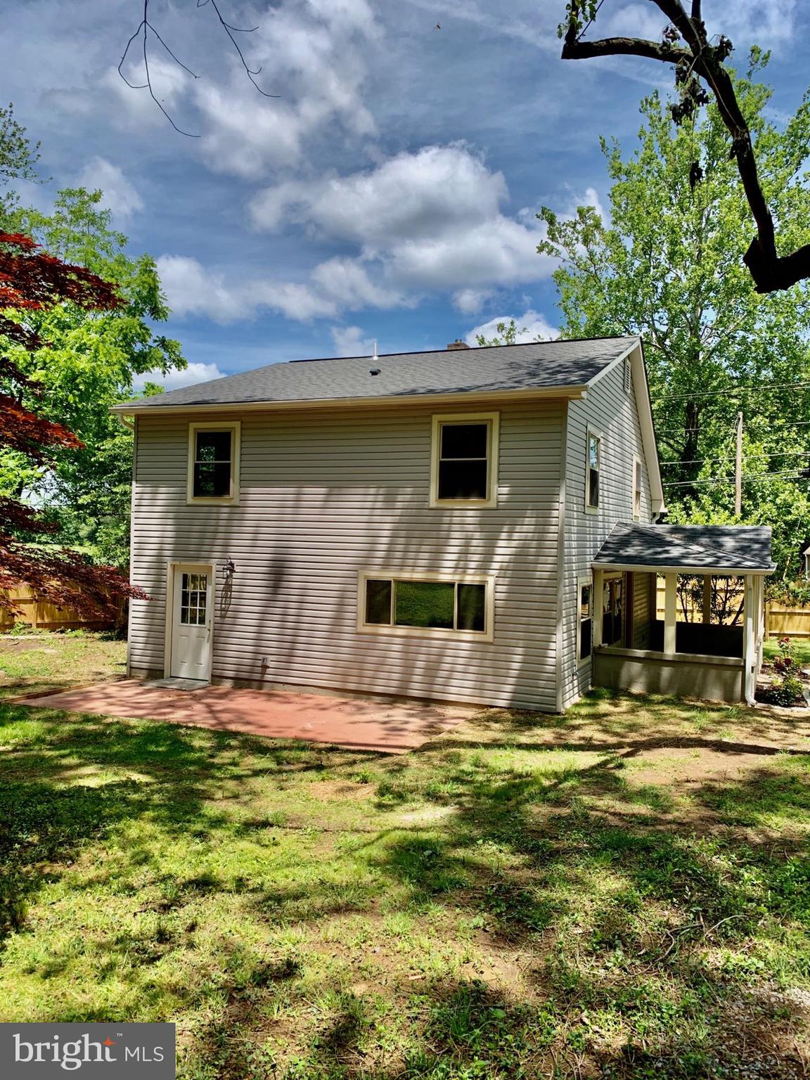 LAYTONSVILLE OUTSIDE - Residential
