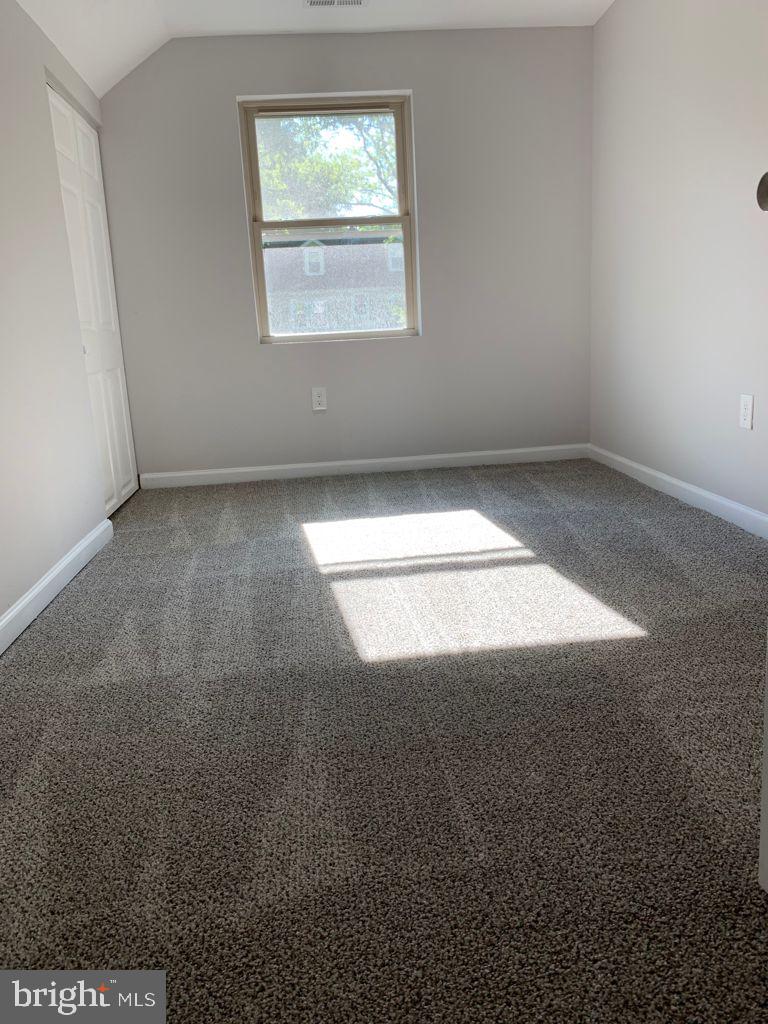 LAYTONSVILLE OUTSIDE - Residential