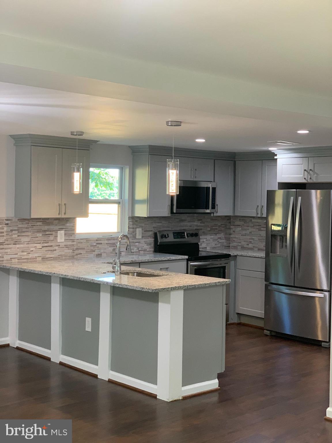 LAYTONSVILLE OUTSIDE - Residential