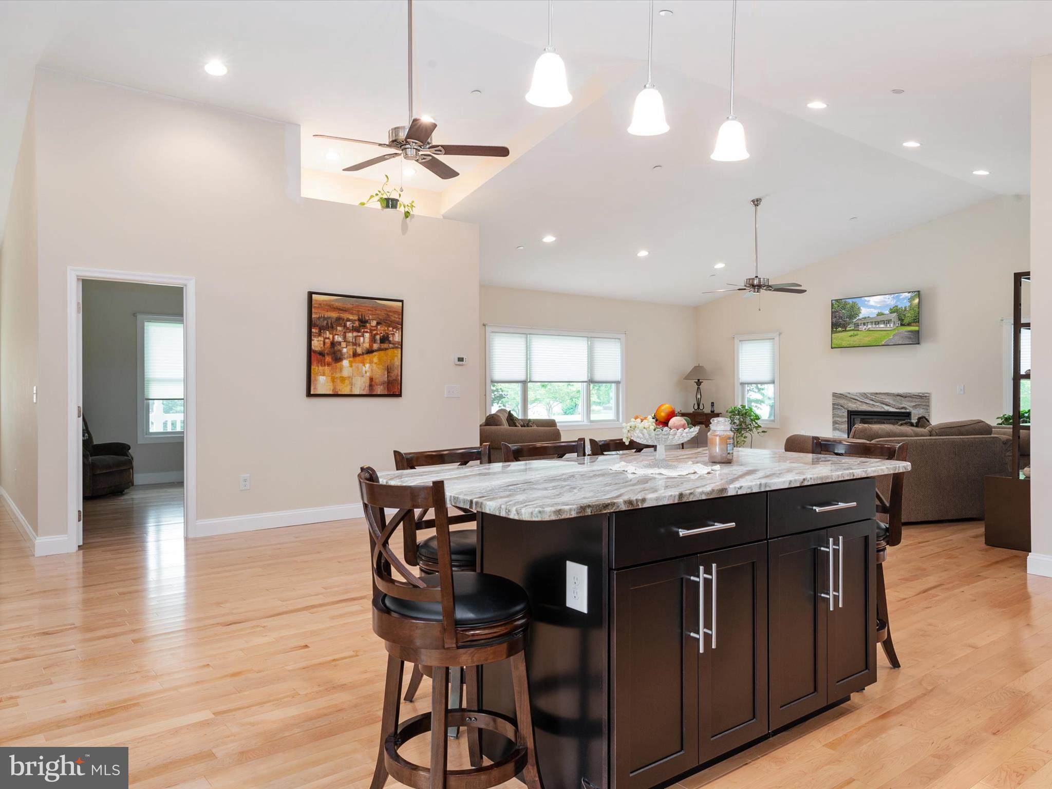 BAY CITY - Residential