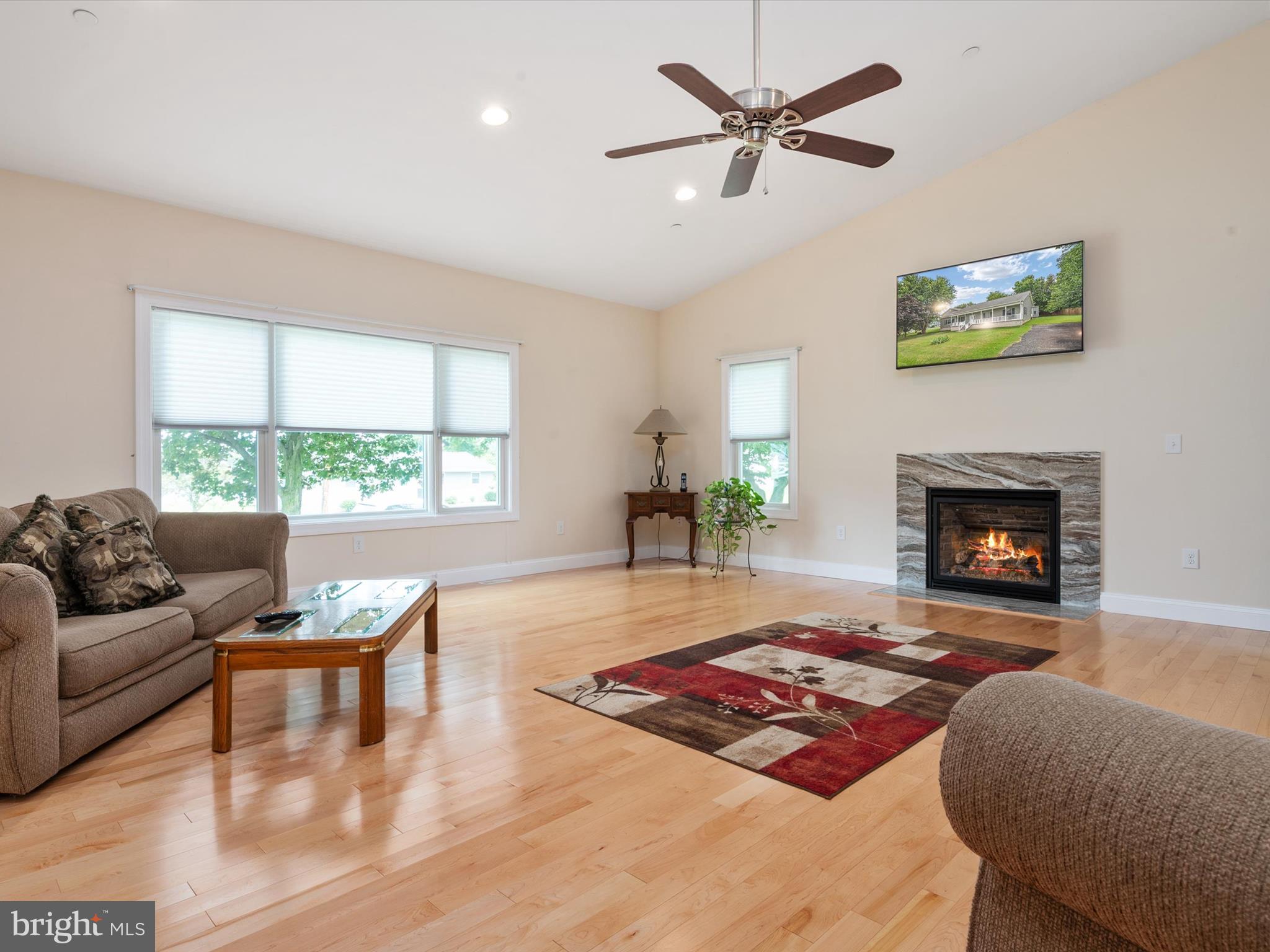 BAY CITY - Residential