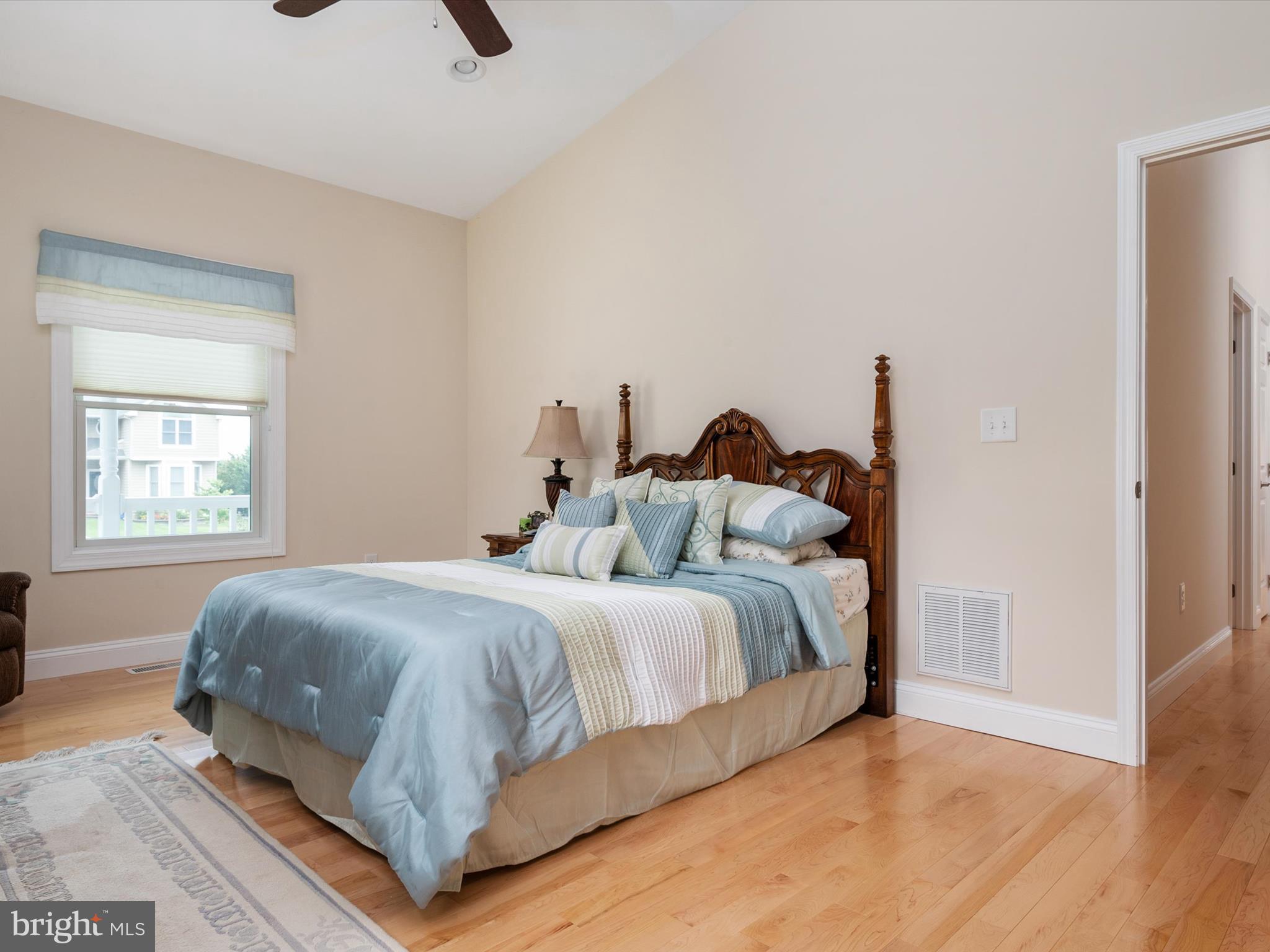 BAY CITY - Residential