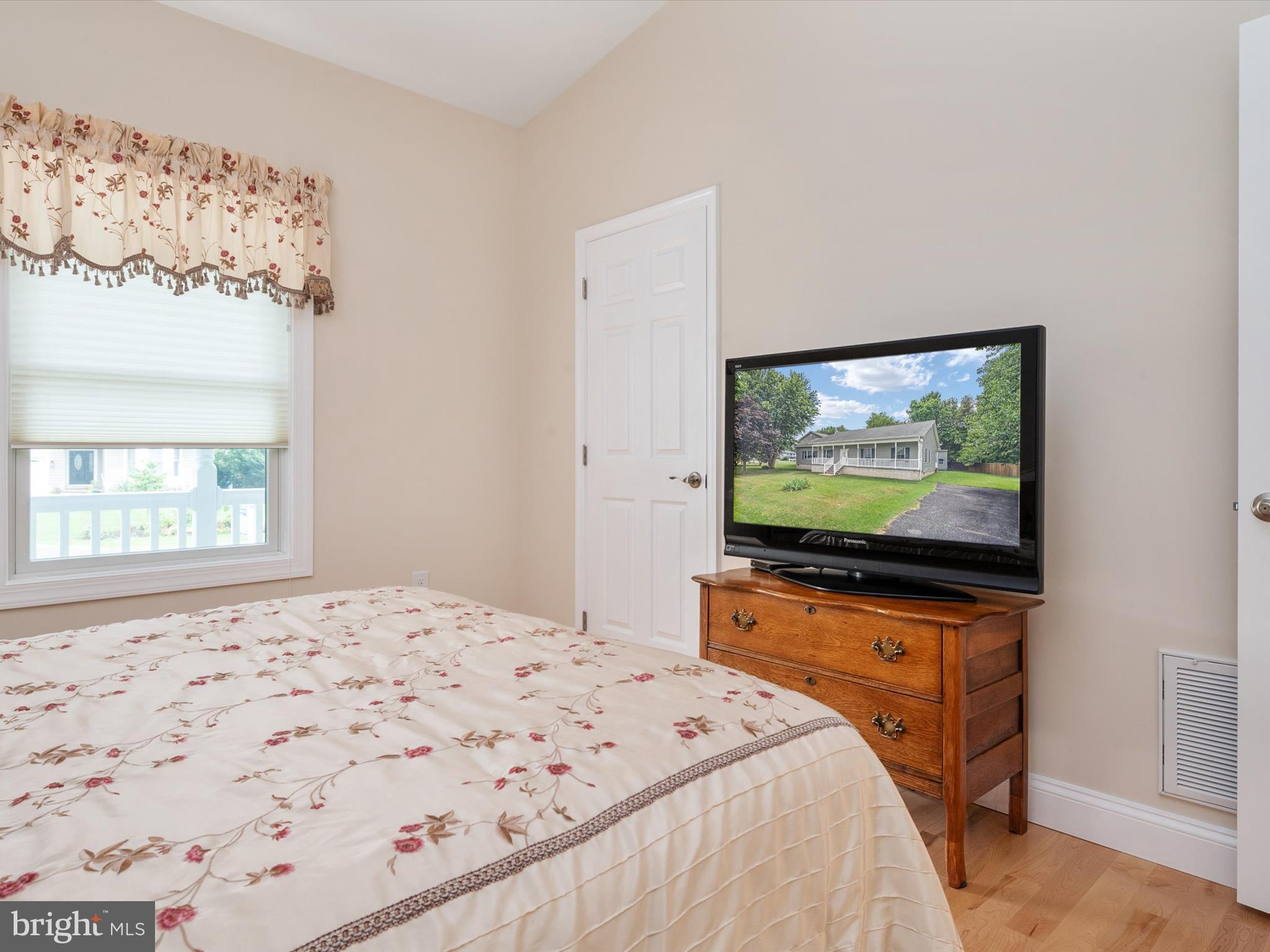 BAY CITY - Residential