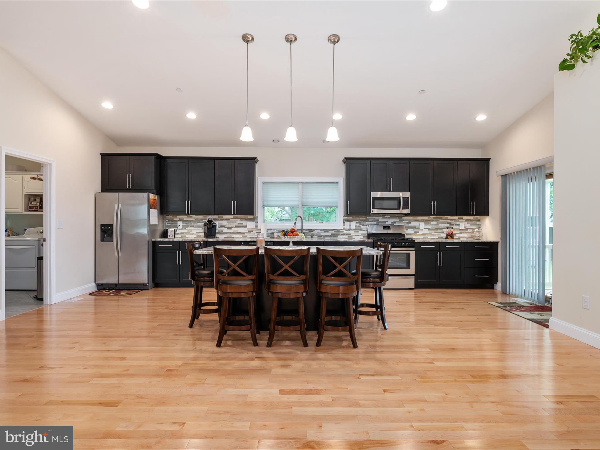 BAY CITY - Residential