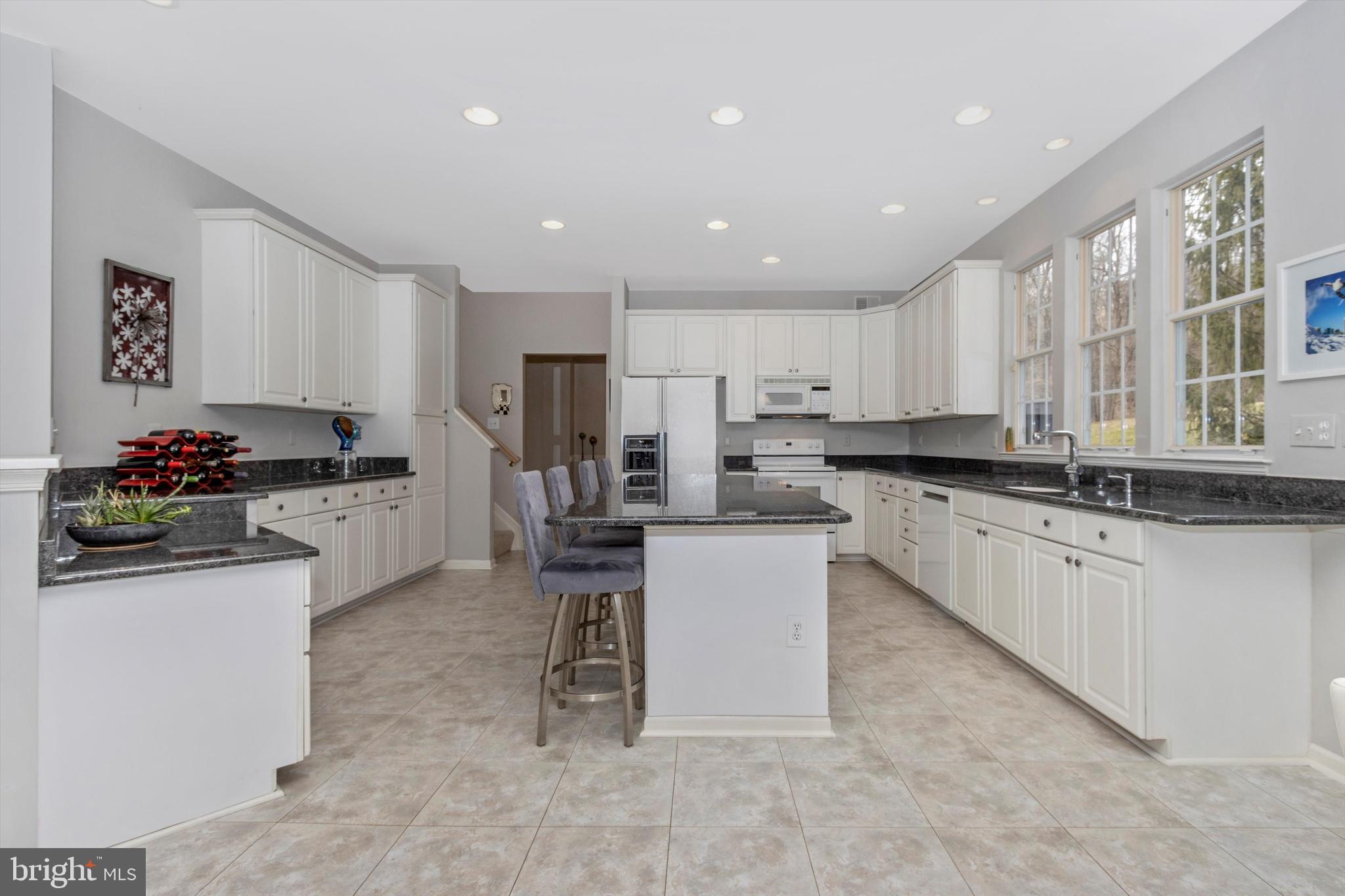 GREENSPRING EAST - Residential