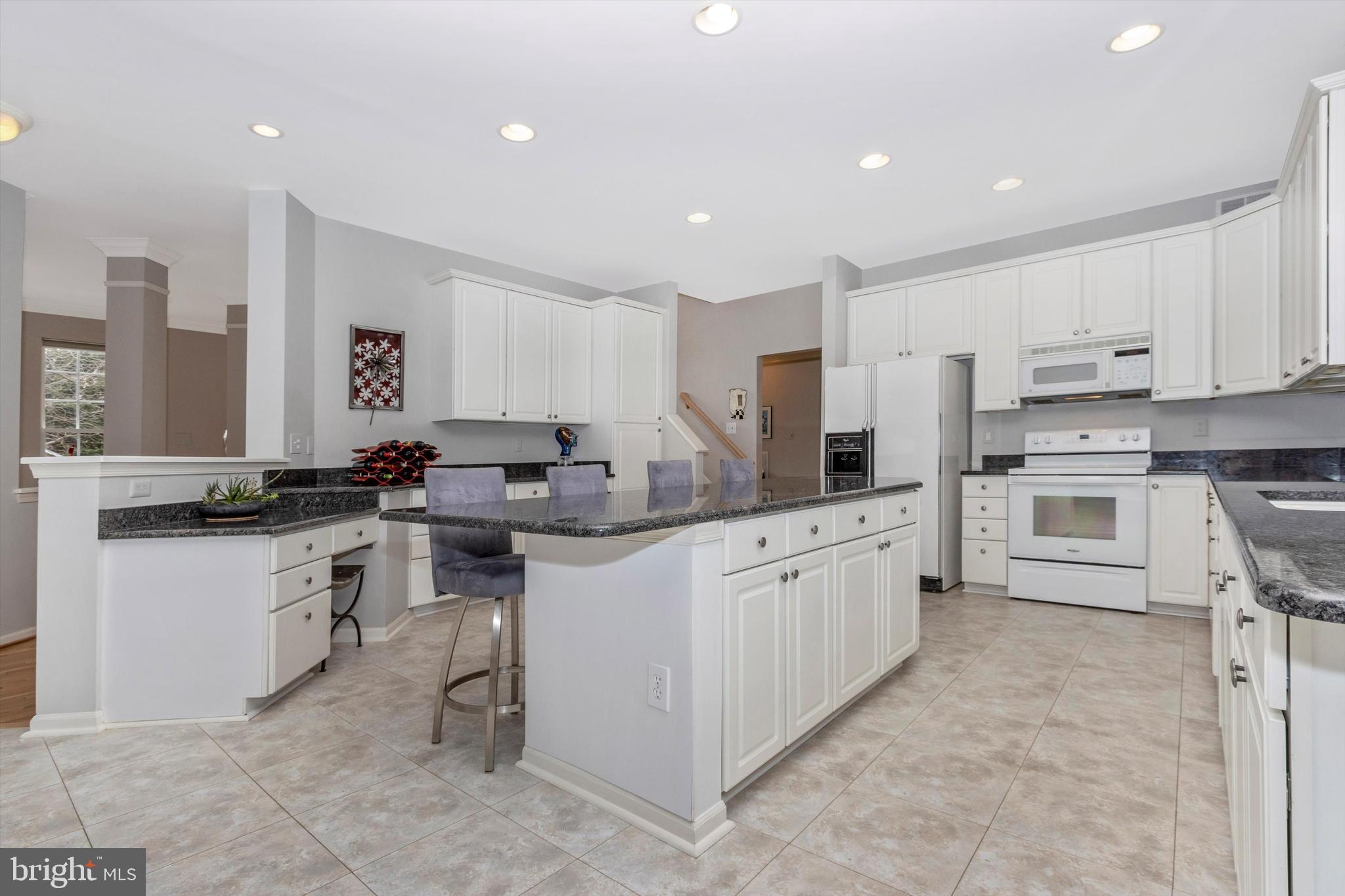 GREENSPRING EAST - Residential