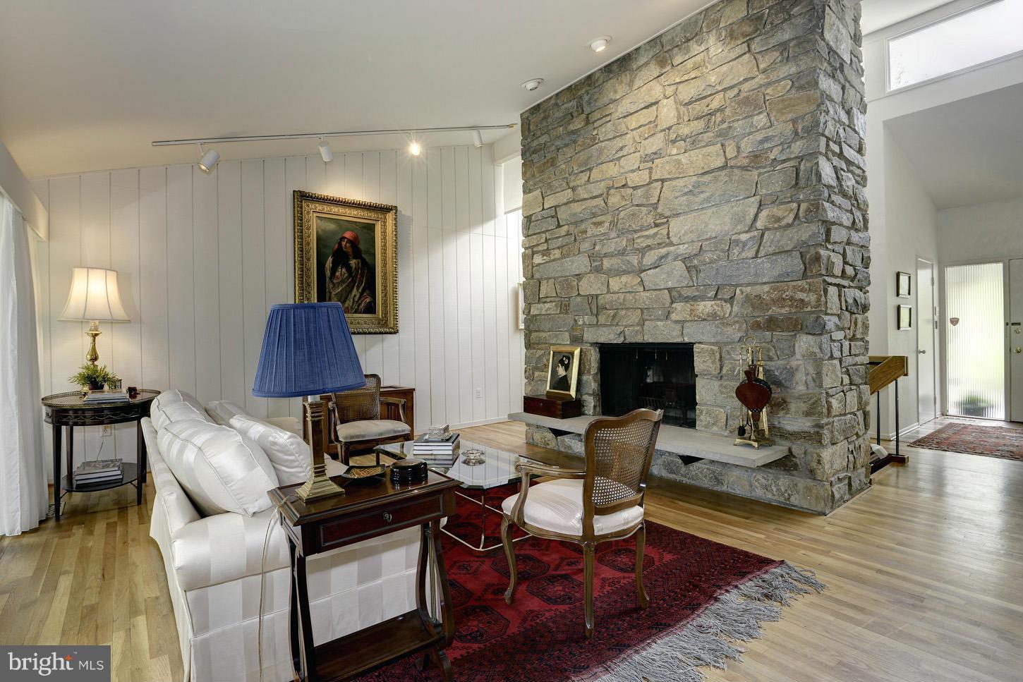 EAST GATE OF POTOMAC - Residential