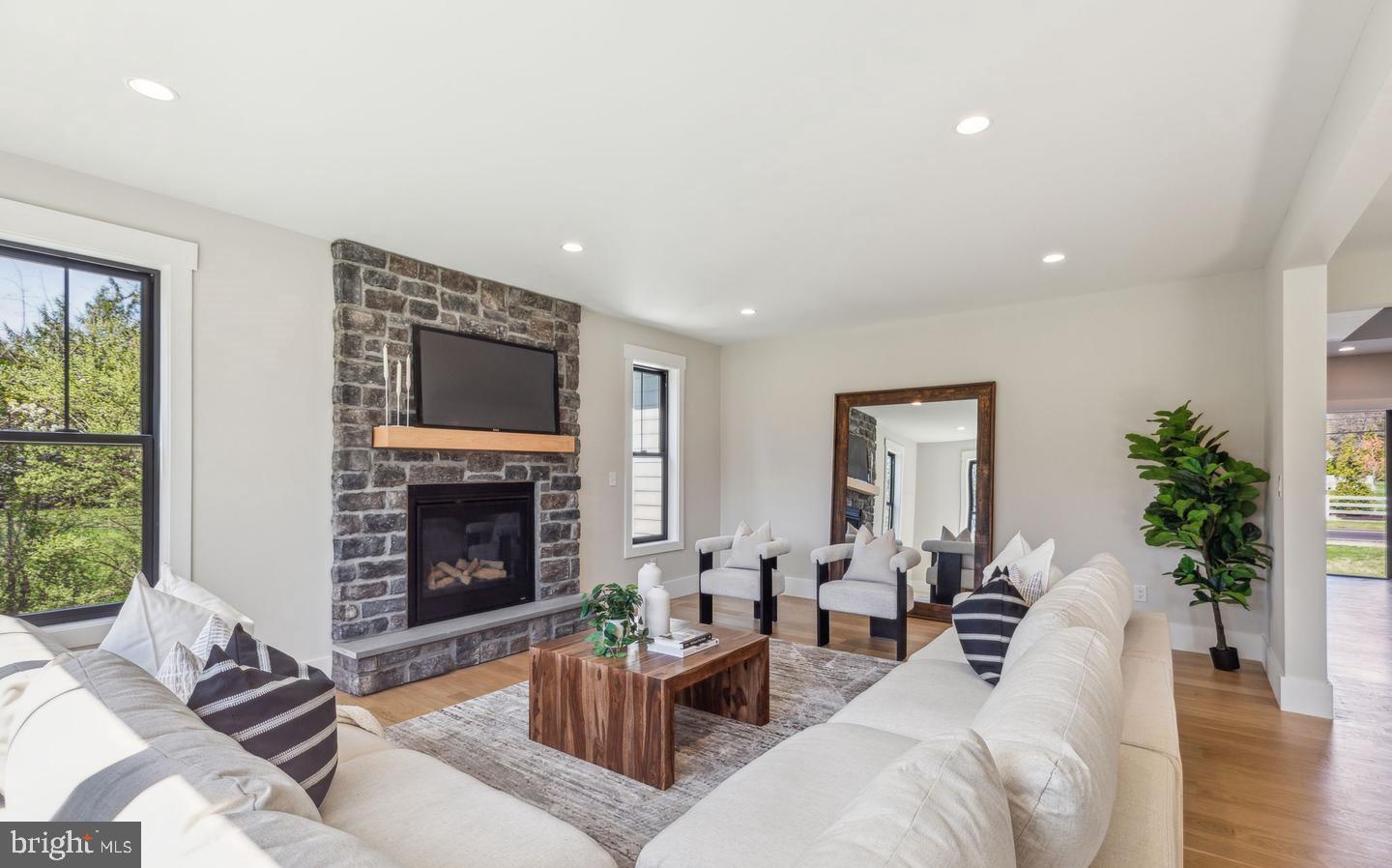 BLUE BELL - Residential