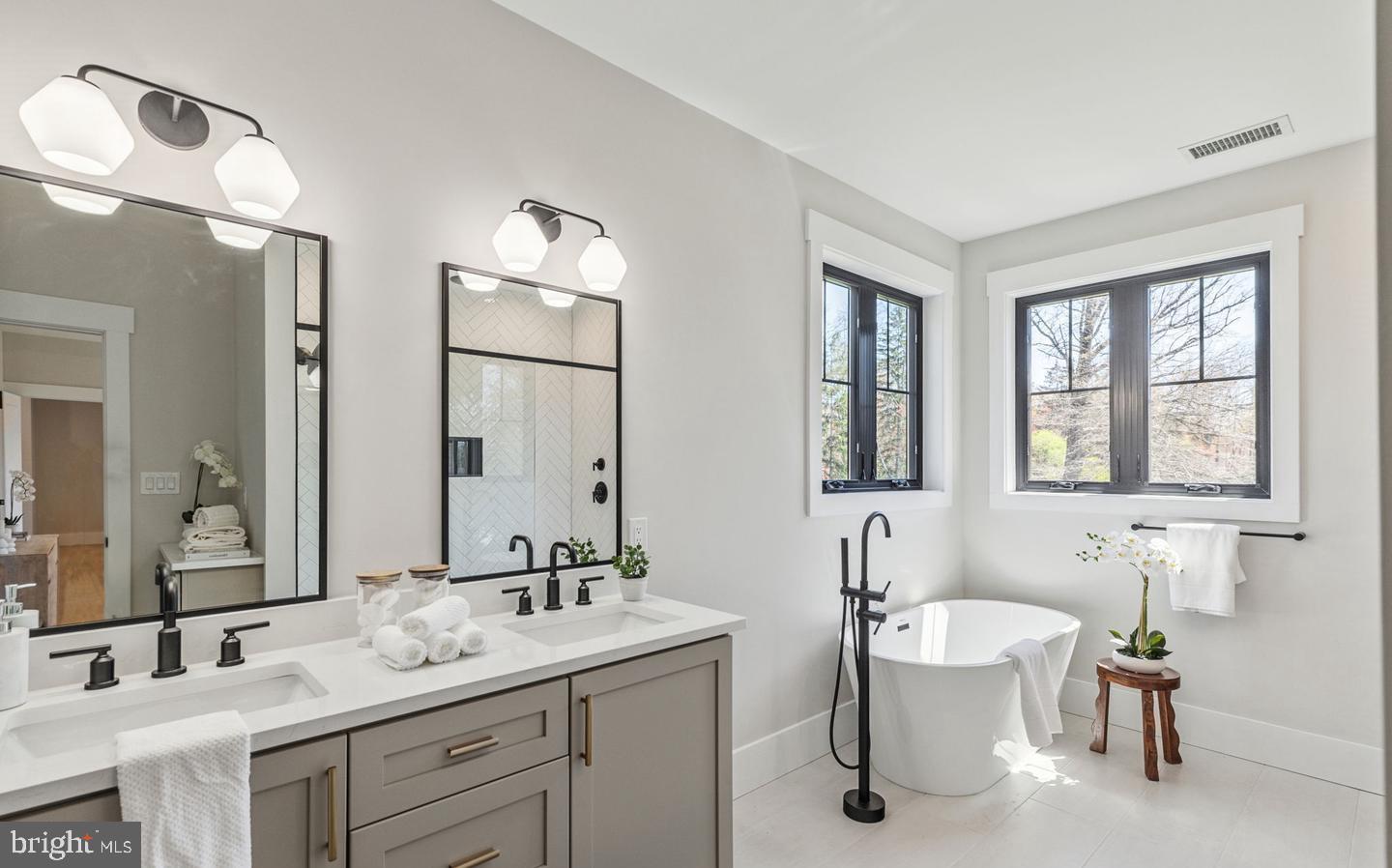 BLUE BELL - Residential