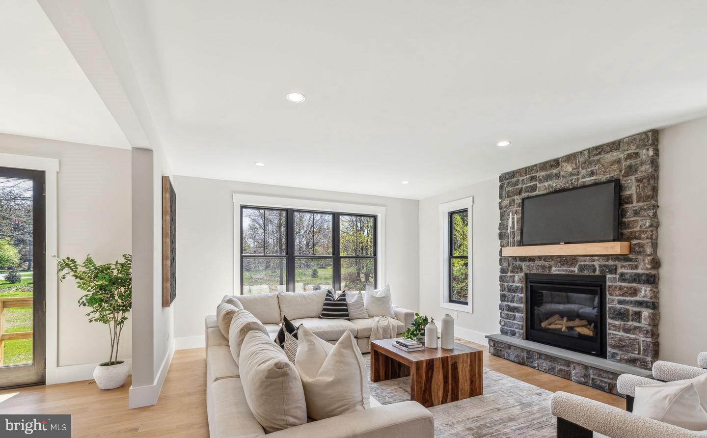 BLUE BELL - Residential