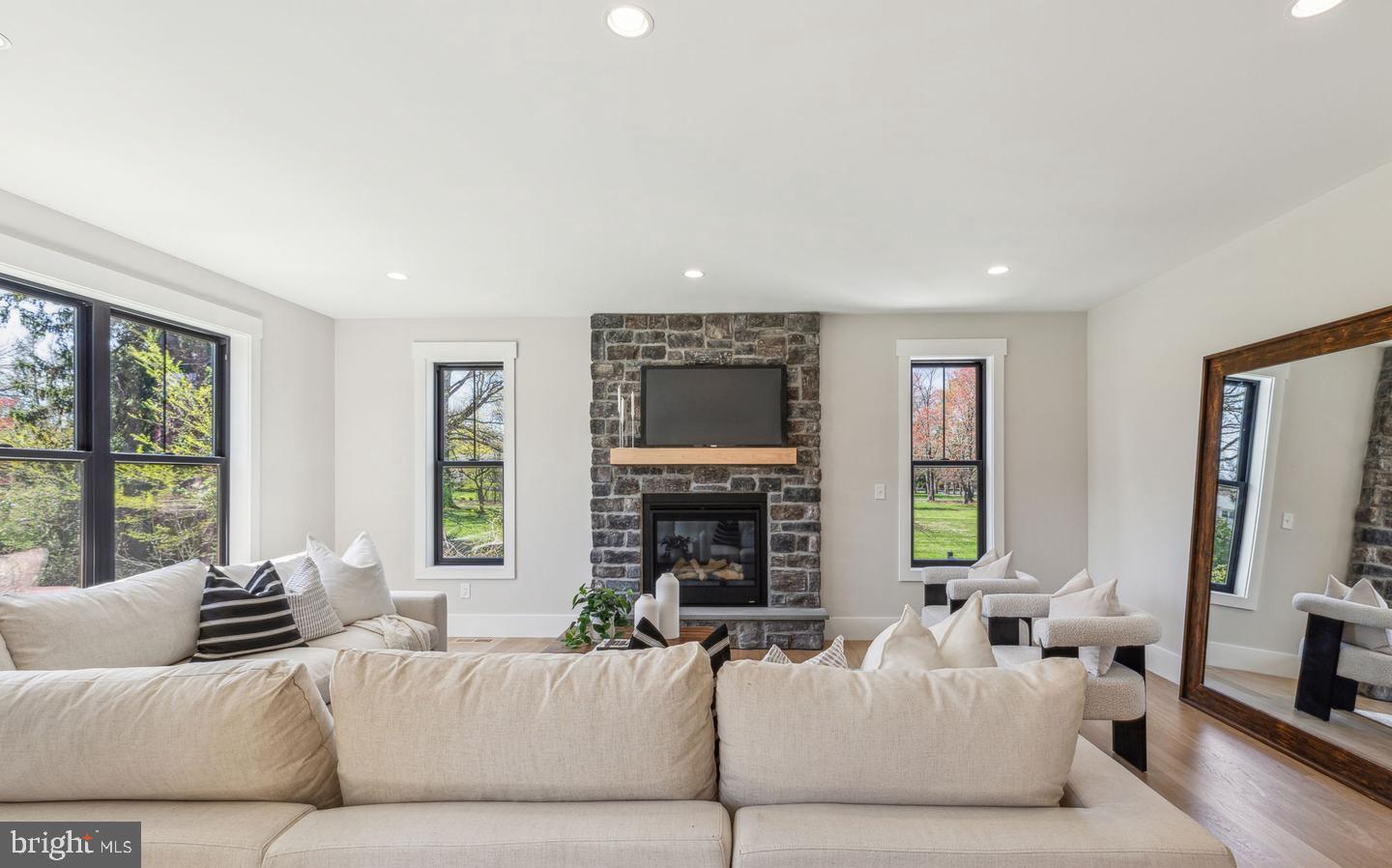 BLUE BELL - Residential