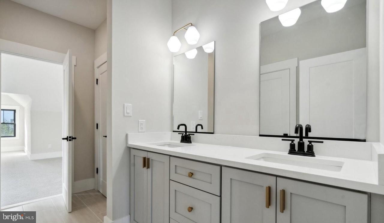 BLUE BELL - Residential