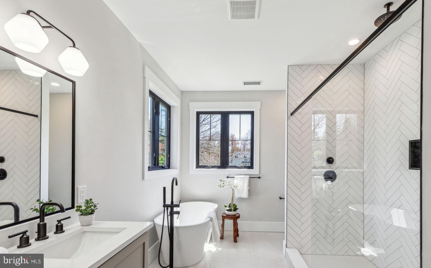 BLUE BELL - Residential