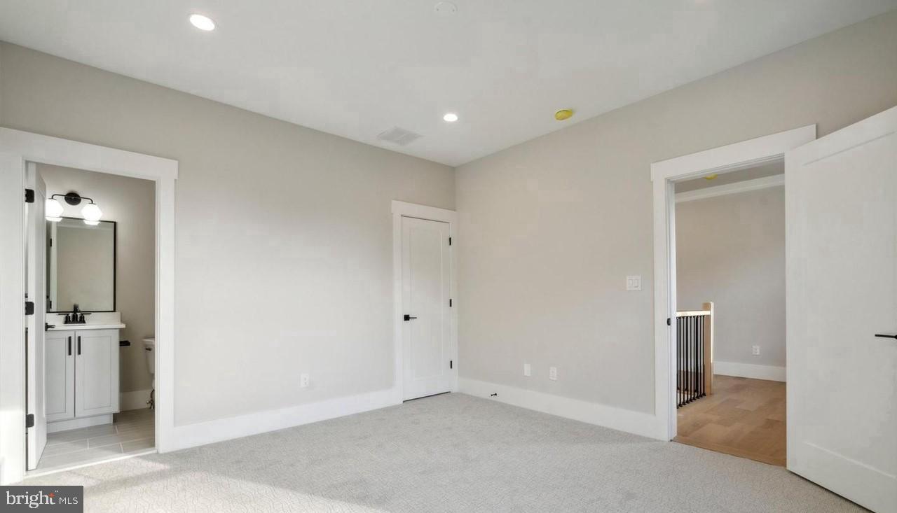 BLUE BELL - Residential