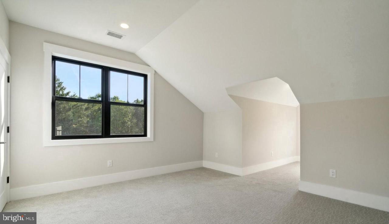 BLUE BELL - Residential