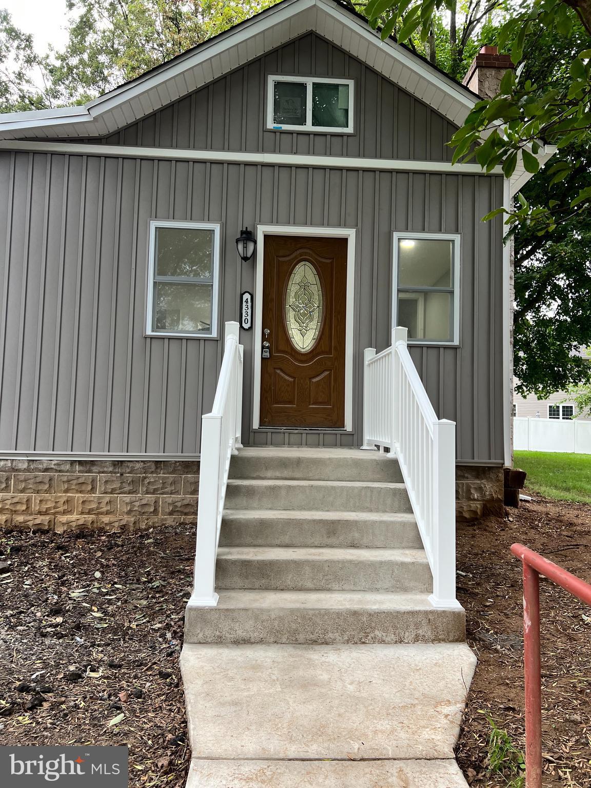 NESHAMINY FALLS - Residential