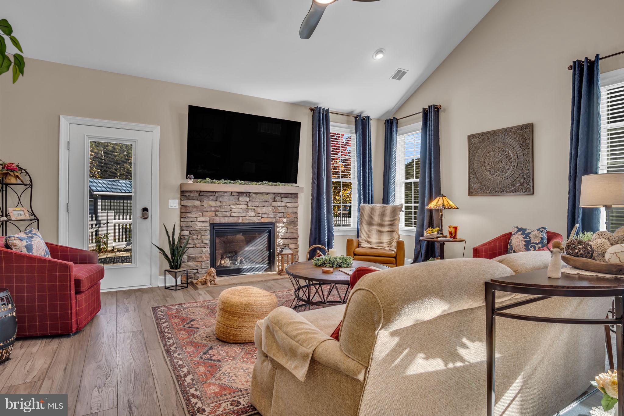 TRADITIONS OF AMERICA AT SILVER SPRING - Residential