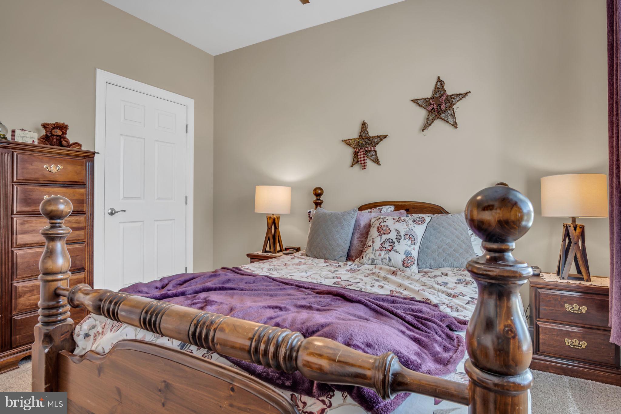 TRADITIONS OF AMERICA AT SILVER SPRING - Residential