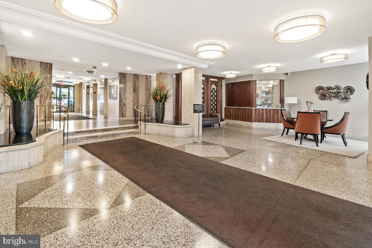 UNIVERSITY TOWERS CODM - Residential