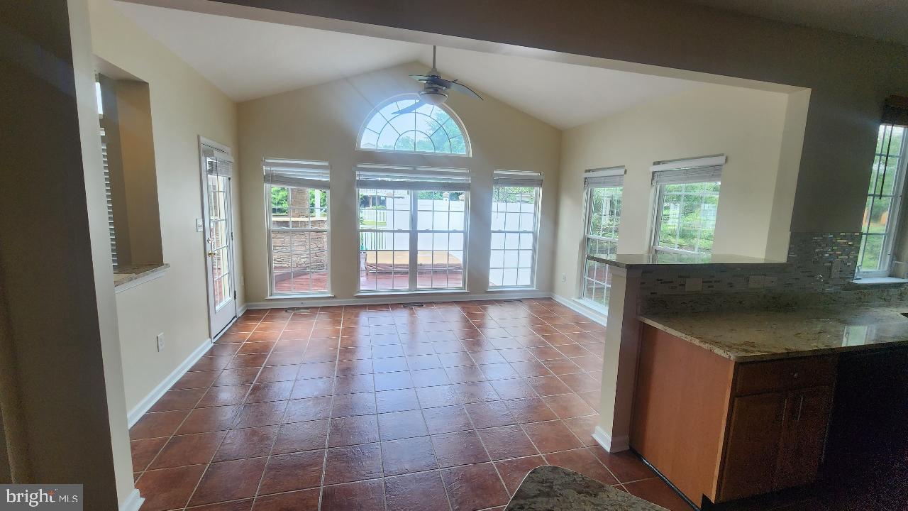 PERRY HALL - Residential