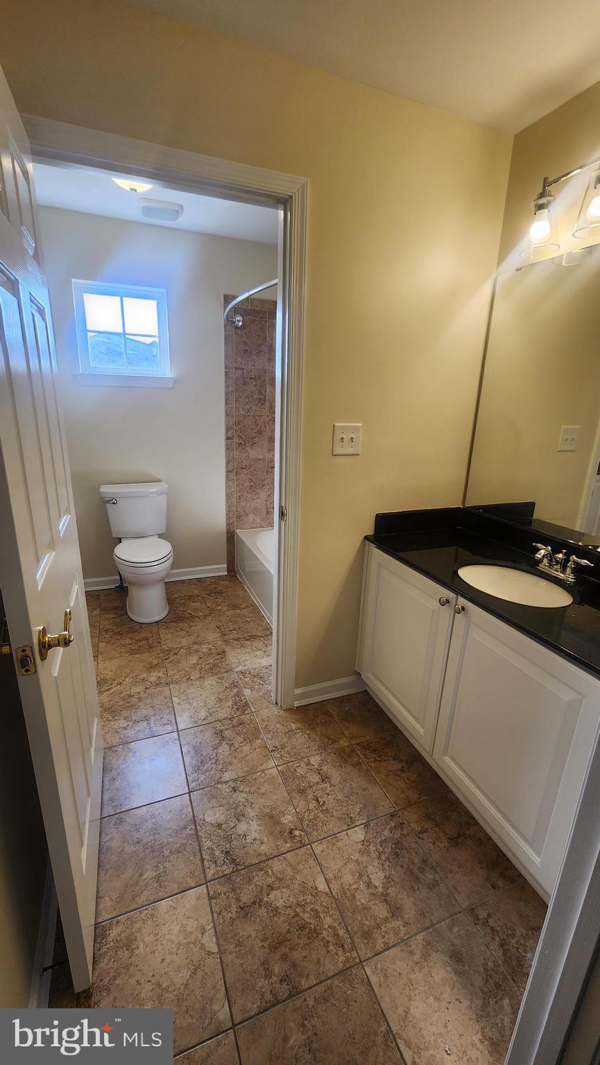 PERRY HALL - Residential