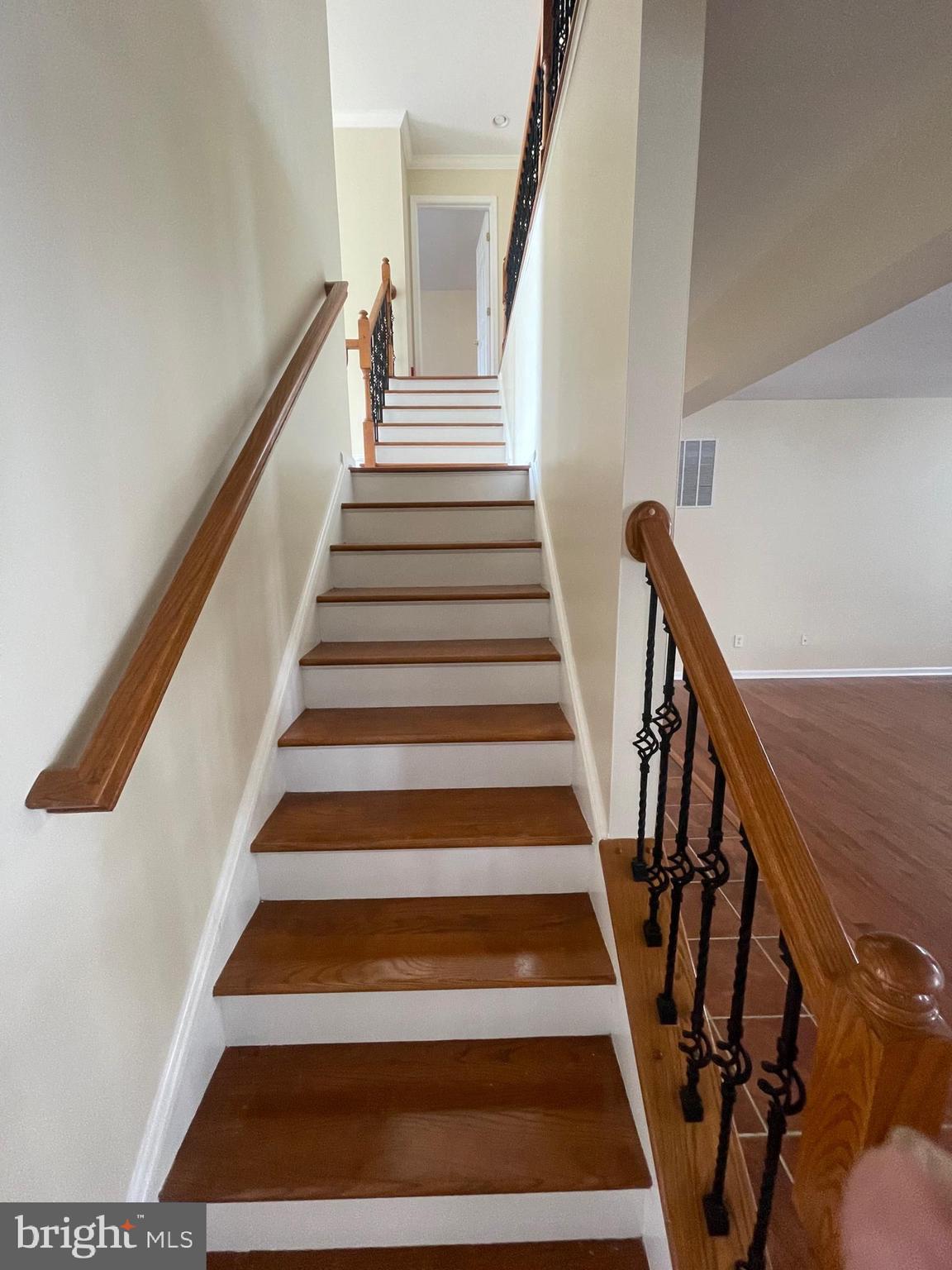 PERRY HALL - Residential