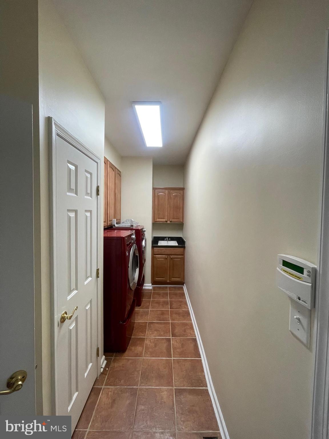 PERRY HALL - Residential