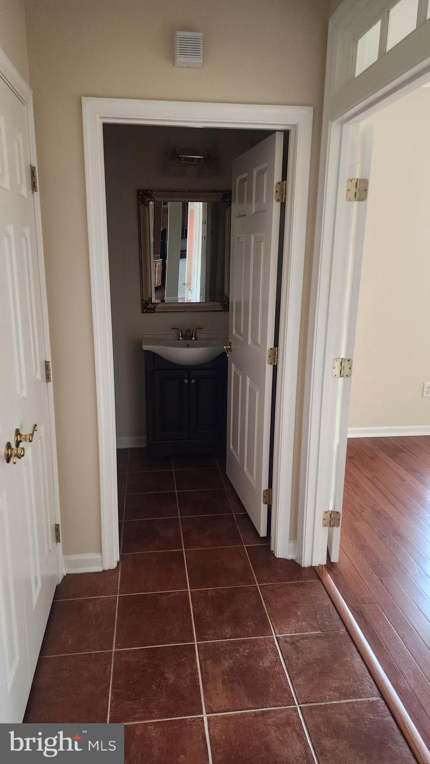 PERRY HALL - Residential