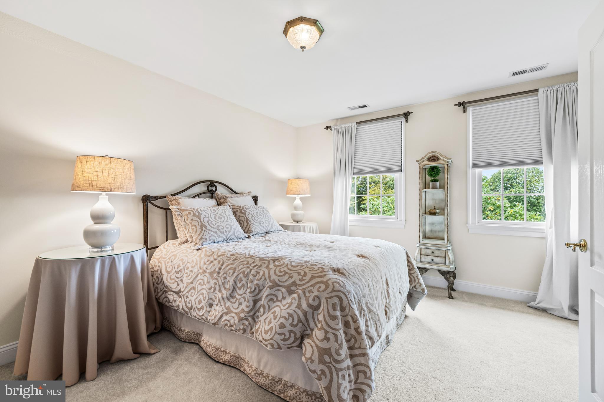 HUNTSPRING - Residential