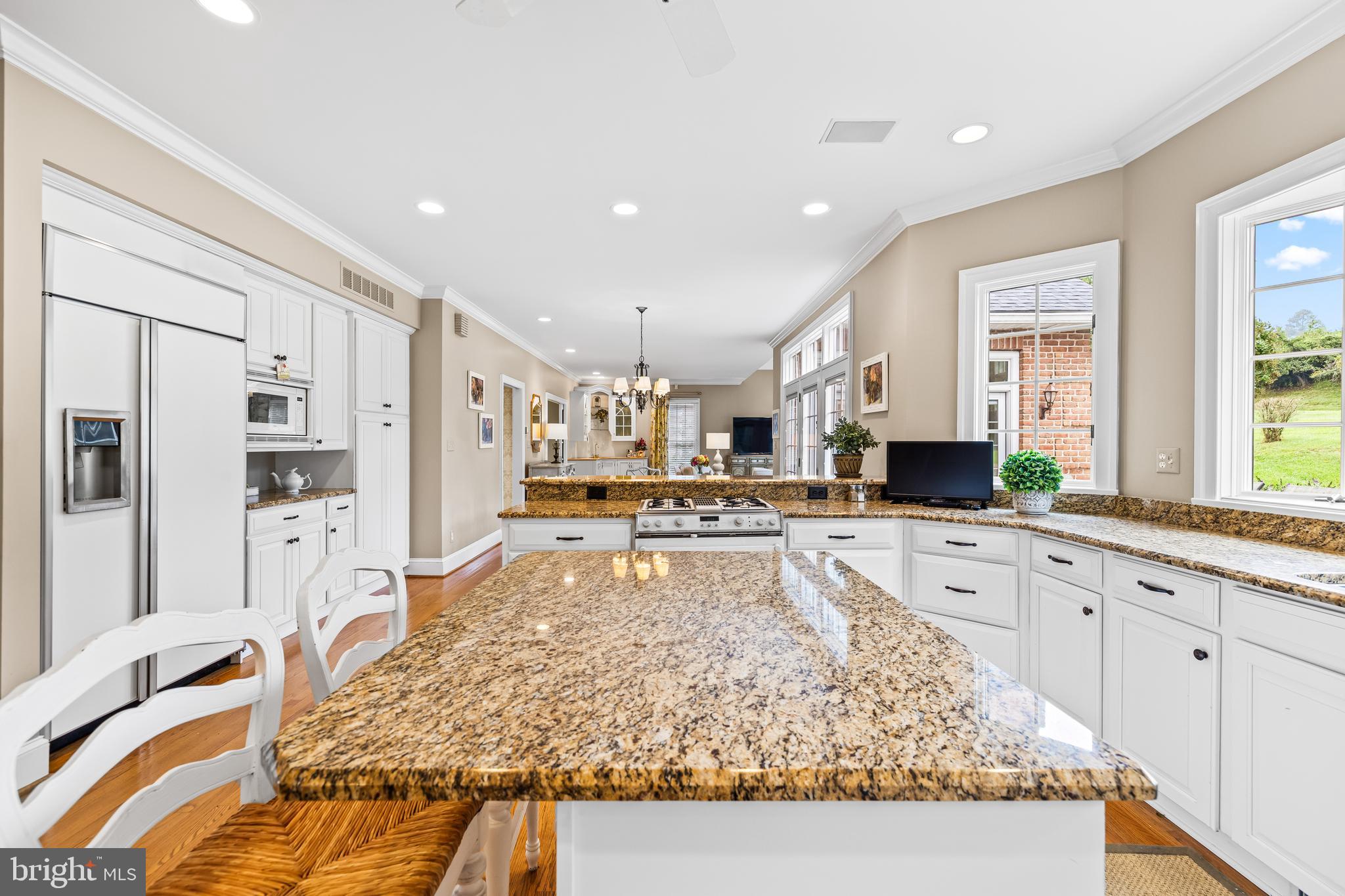 HUNTSPRING - Residential