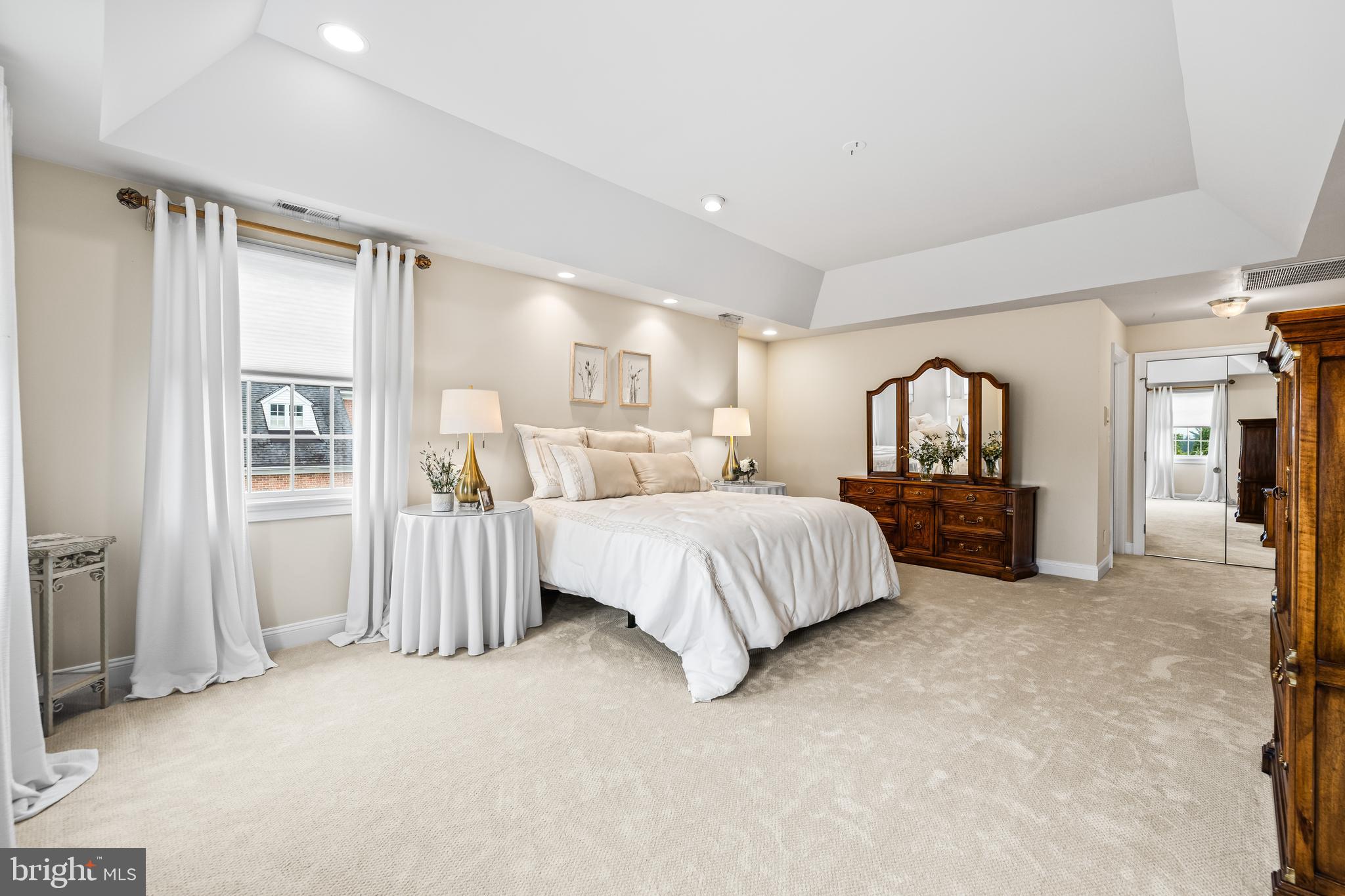 HUNTSPRING - Residential