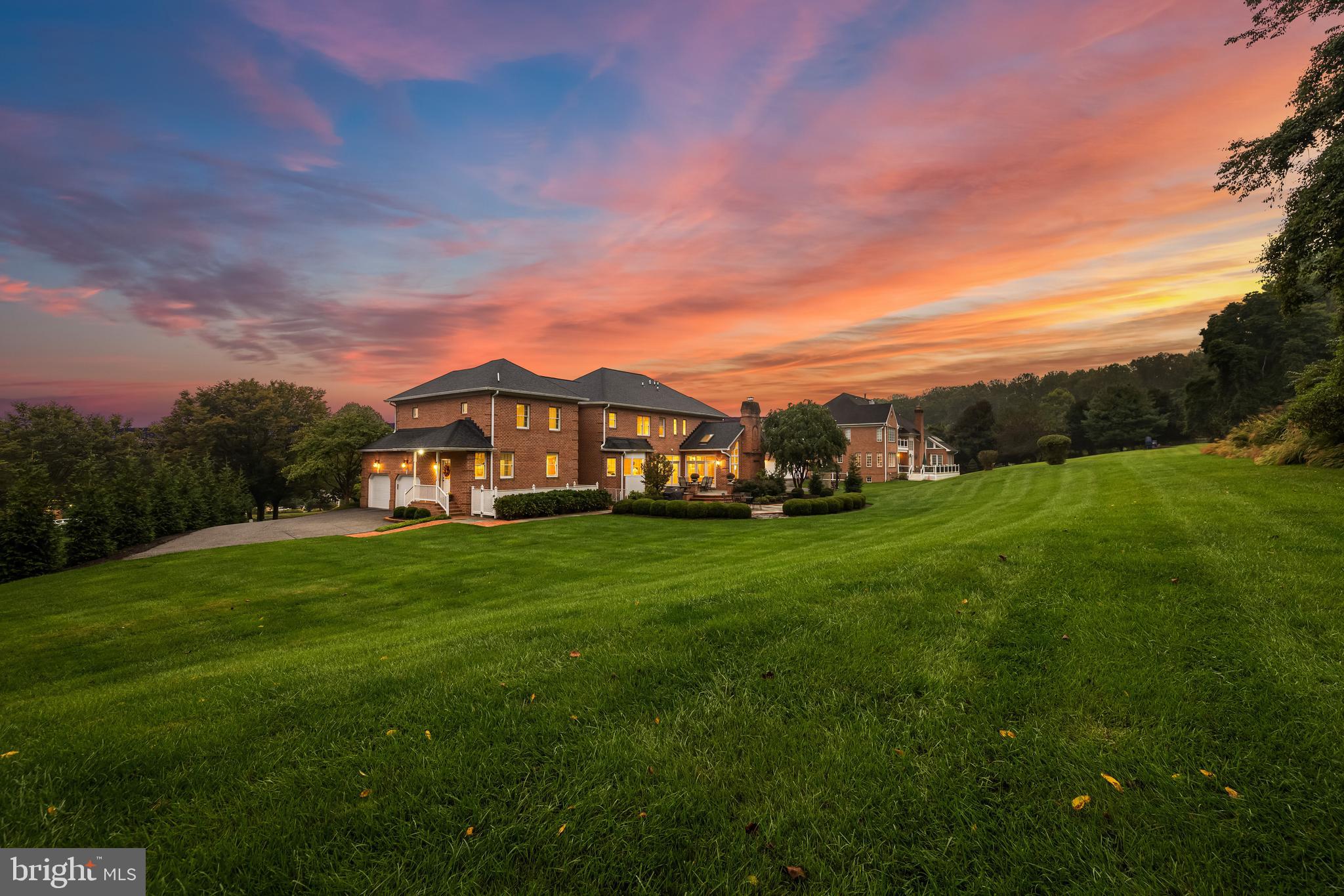 8527 HUNTSPRING DRIVE