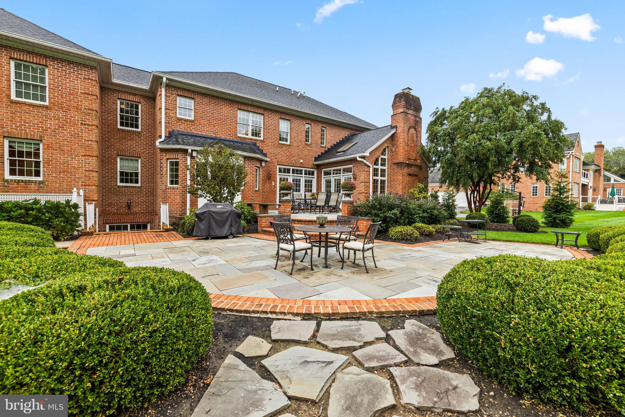 HUNTSPRING - Residential