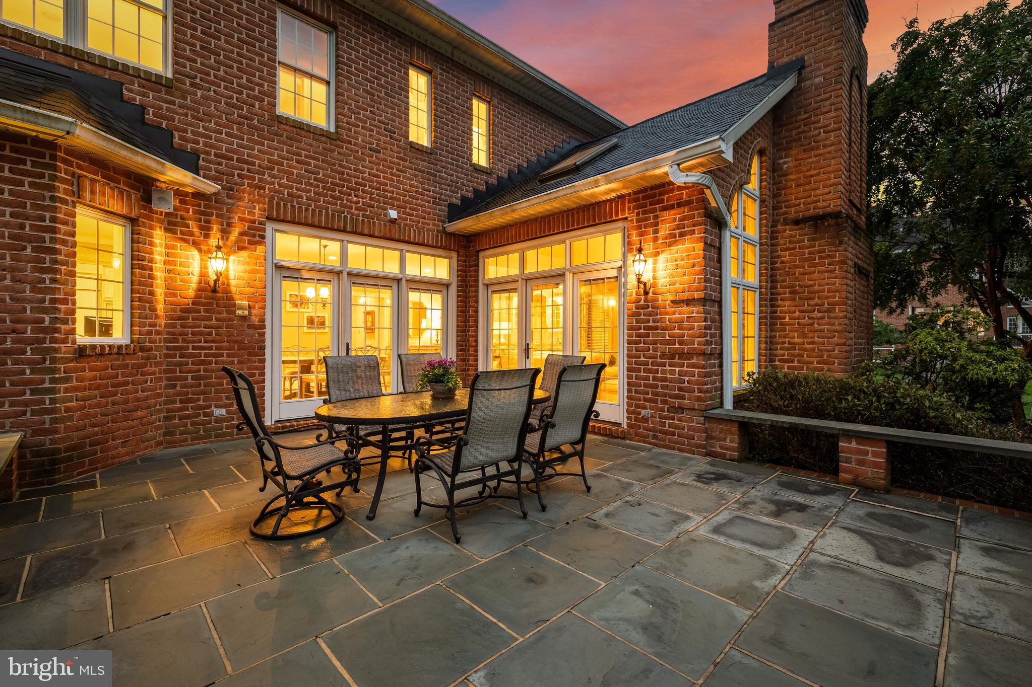 HUNTSPRING - Residential