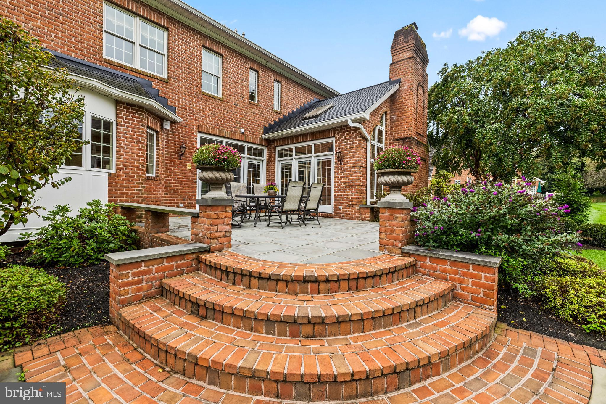 HUNTSPRING - Residential