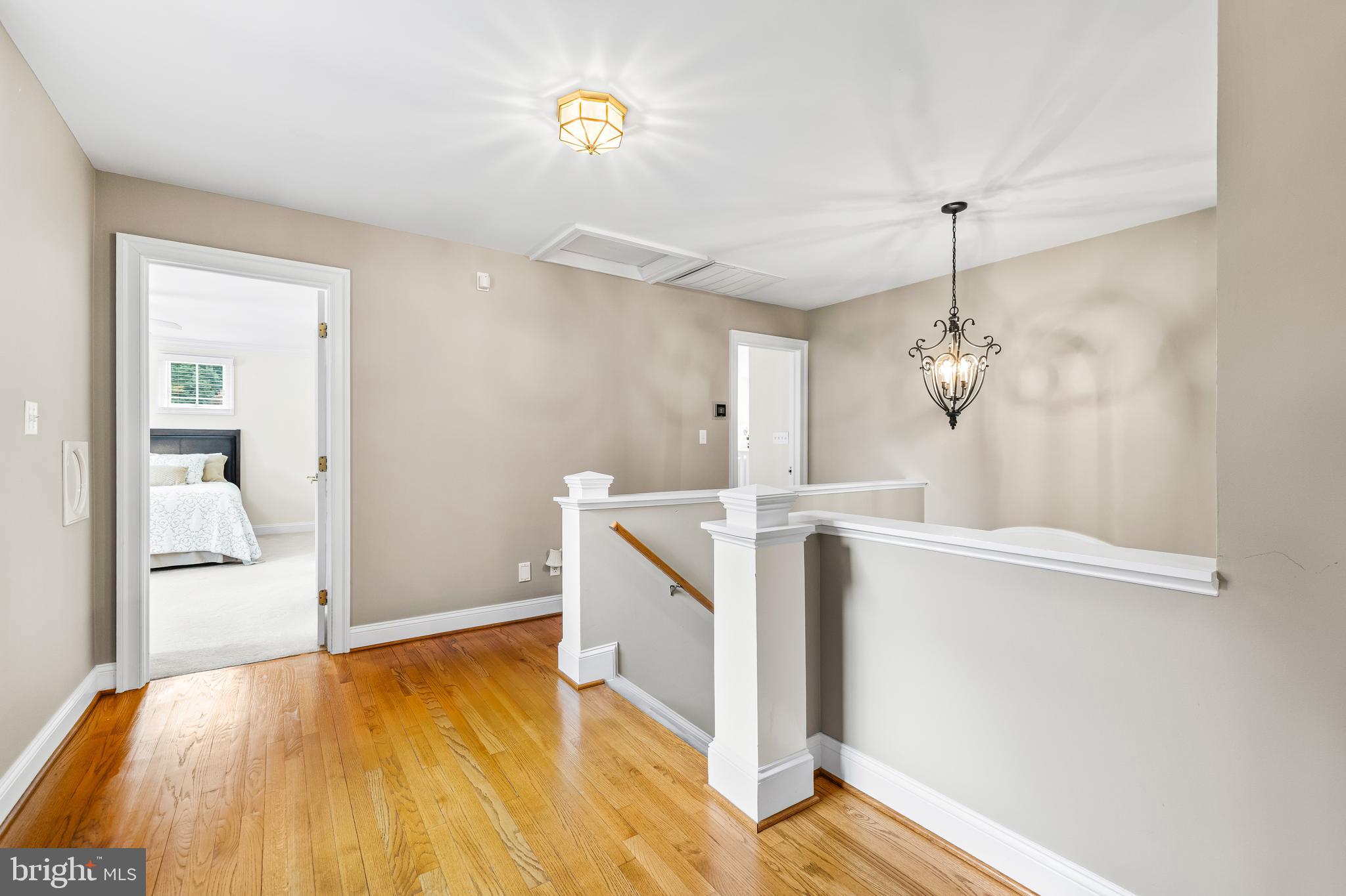 HUNTSPRING - Residential