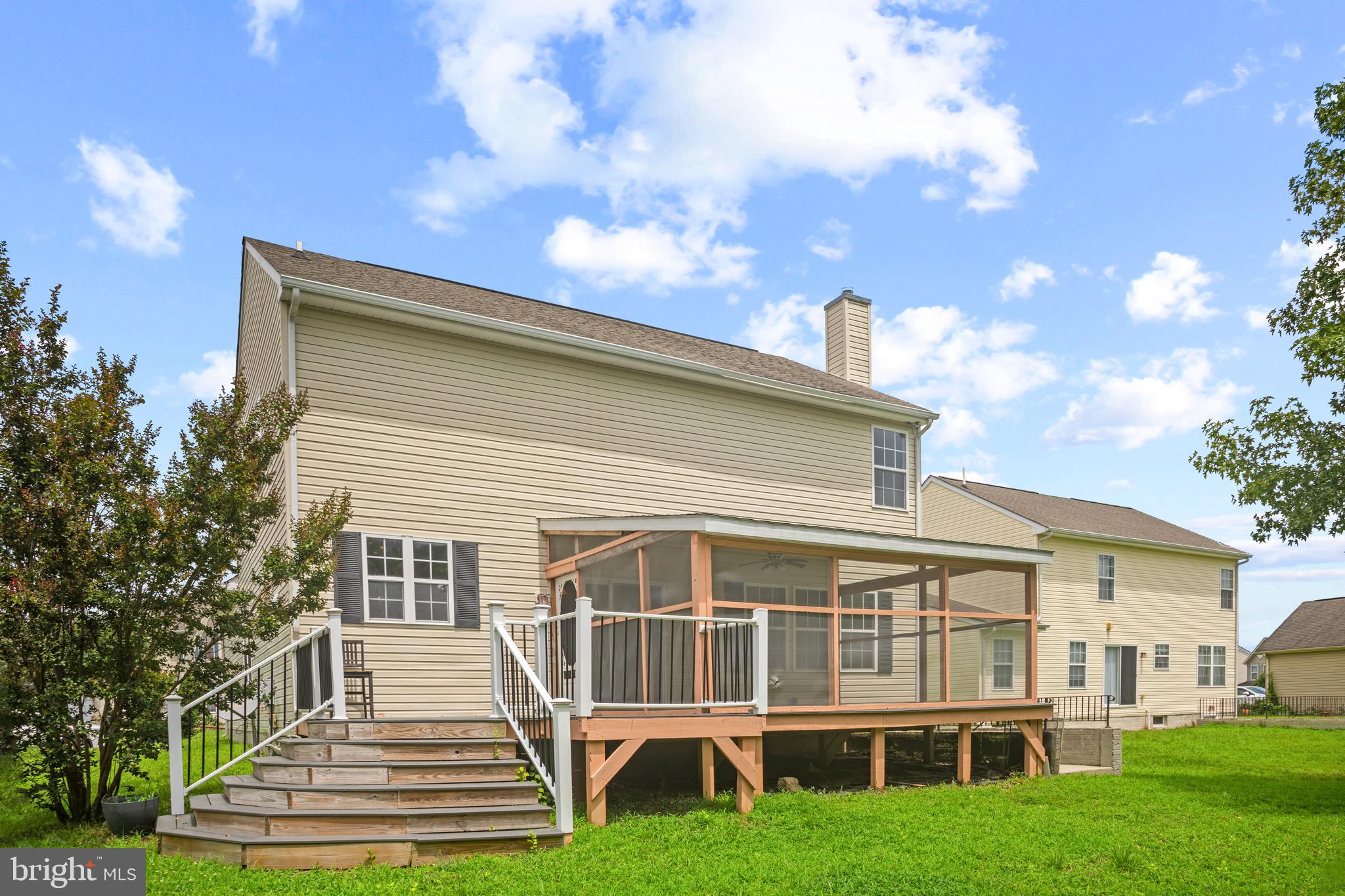 HARBOR POINTE - Residential