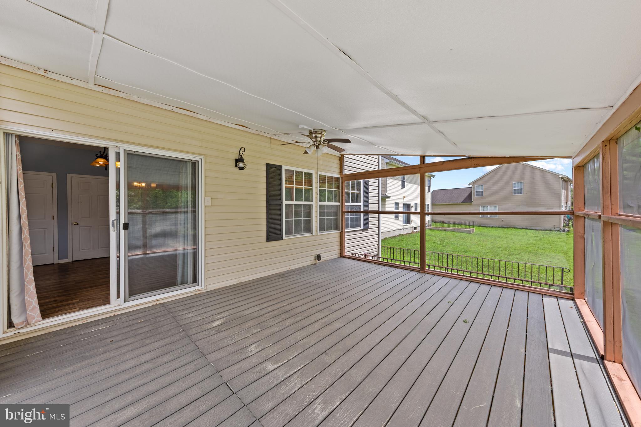 HARBOR POINTE - Residential