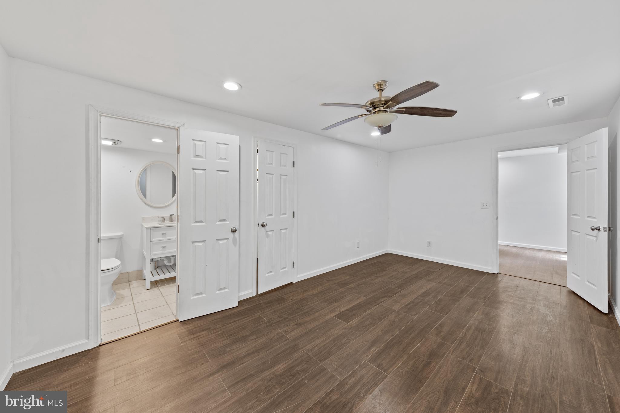 HARBOR POINTE - Residential