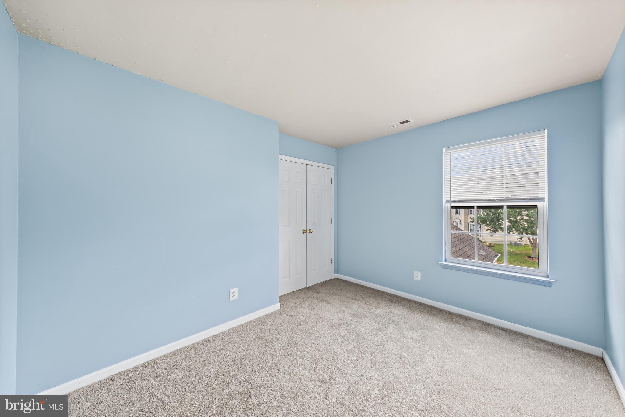 HARBOR POINTE - Residential