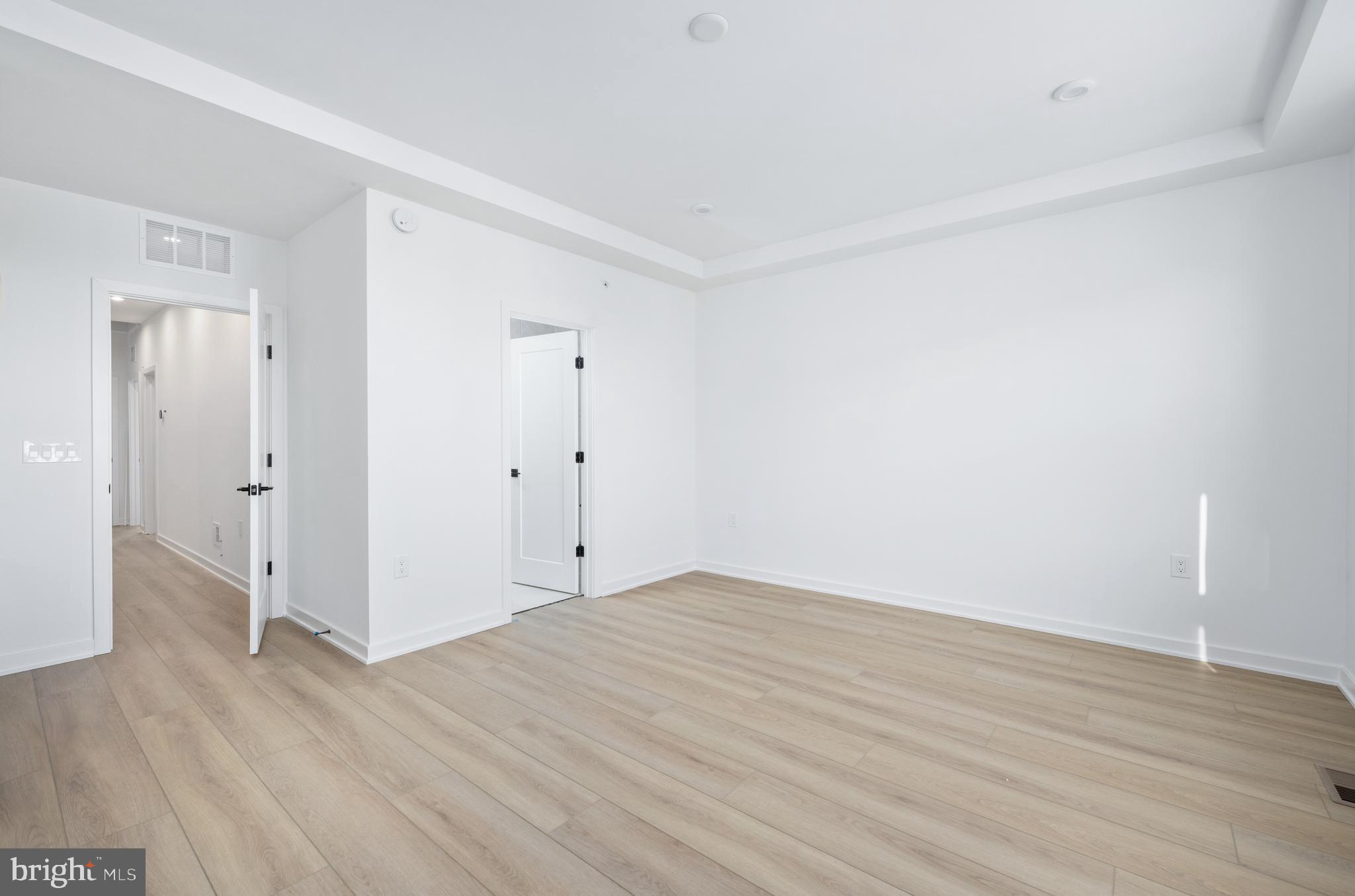 14435 GLEN MANOR DRIVE