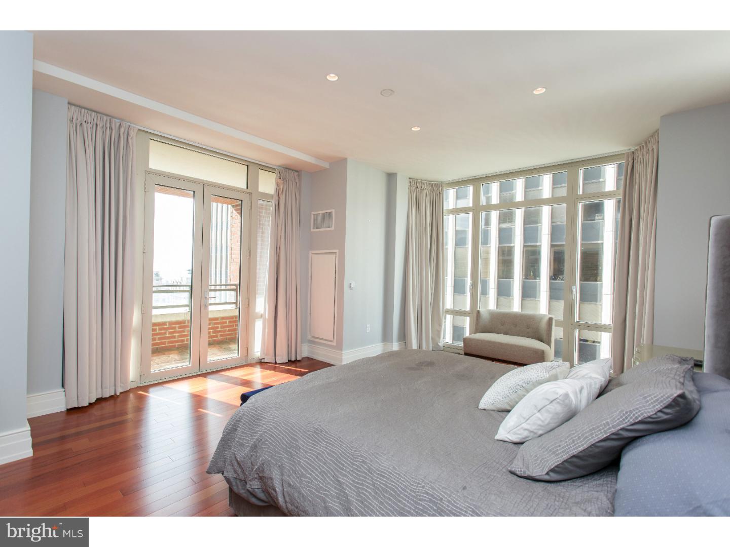 RITTENHOUSE SQUARE - Residential