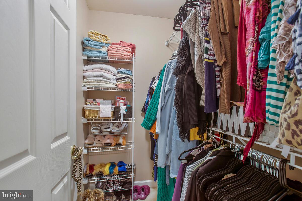 WOODMORE - Residential