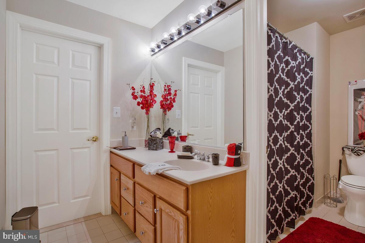 WOODMORE - Residential