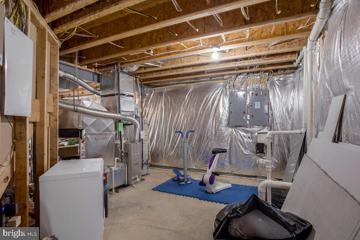 WOODMORE - Residential