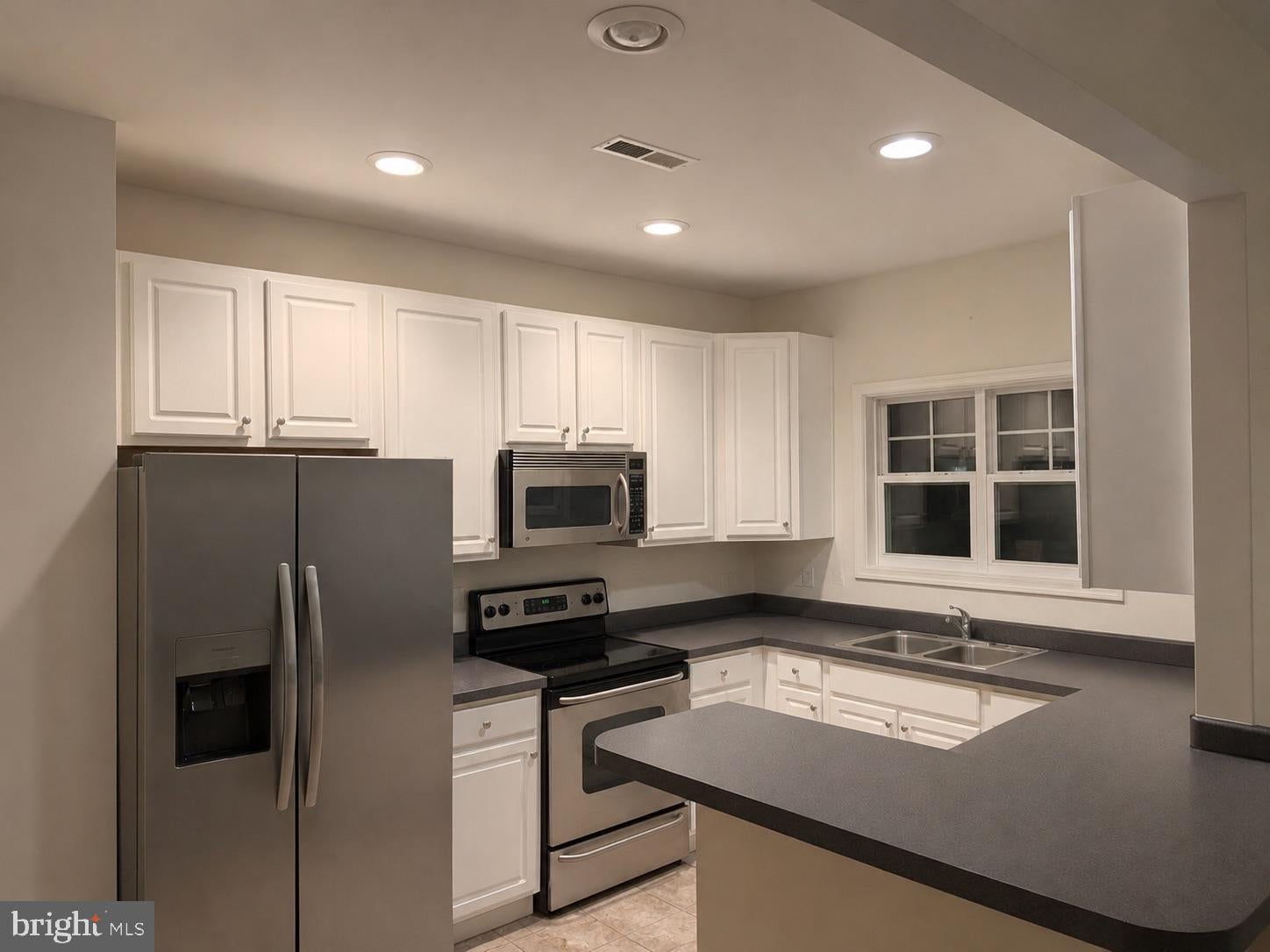 34673 VILLA CIRCLE 305